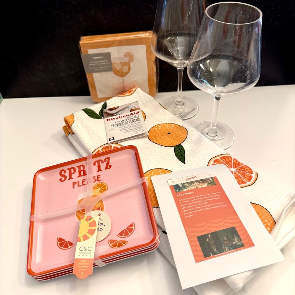 It’s Spritz Time!!  Great appetizer group w/plates, napkins and kitchen towels.